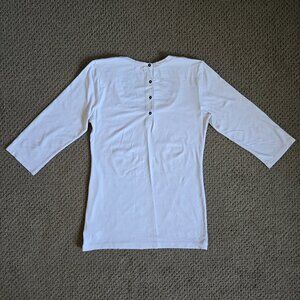 White Casual Shirt with buttons at the back and three-quarter Sleeve
